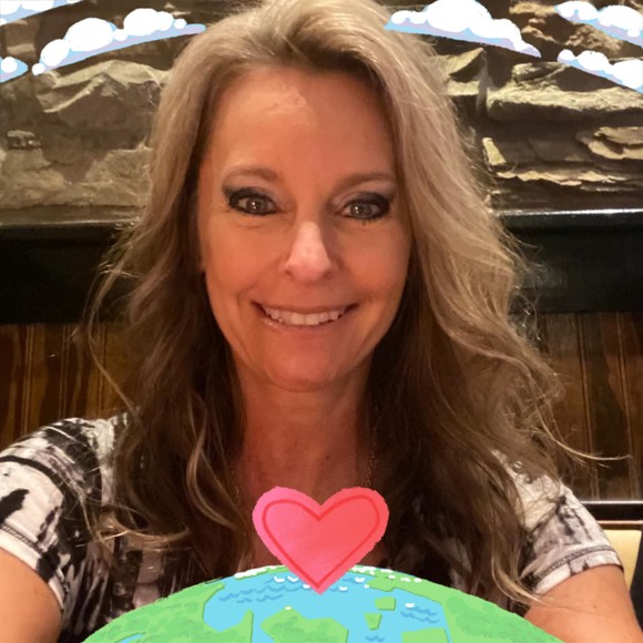 Meet your Posher, Paula - Picture 1 of 1